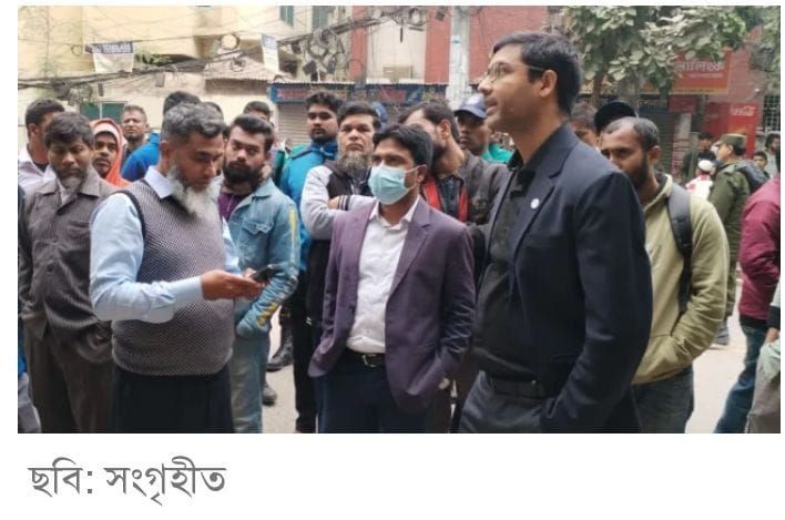 উত্তরায় রাজউকের মোবাইল কোর্ট : রেস্টুরেন্ট, ফাস্টফুড ও বিভিন্ন দোকান সিলগালা
